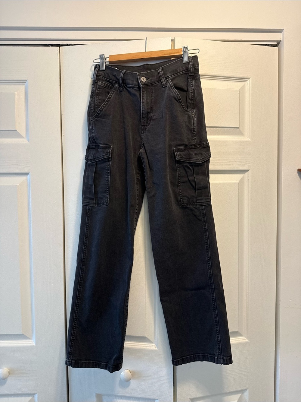 GAP Black Wide-Leg Cargo Jeans